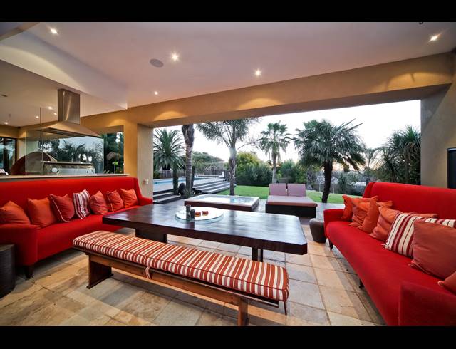 5 BEDROOM HOUSE FOR SALE IN BRYANSTON